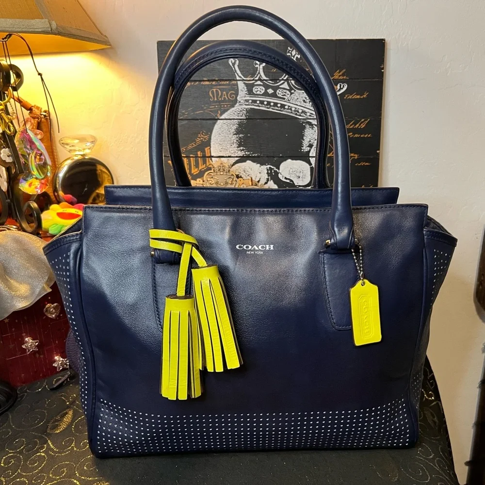 Coach 2012 LTD EDITION Legacy Perforated Leather Candace Carryall Shldr Bag